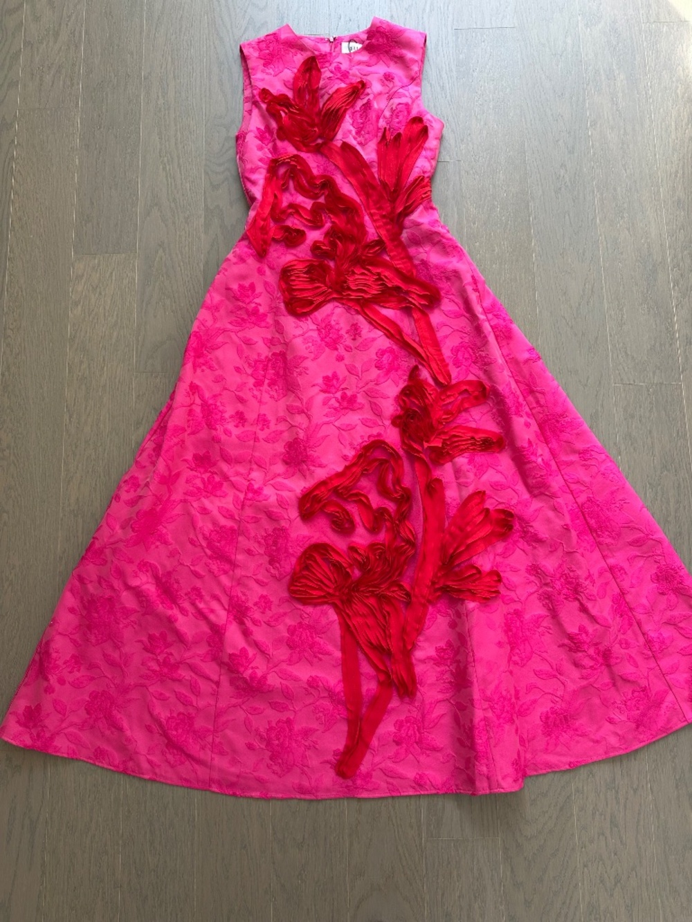 Elliatt Florentia Pink Red Jacquard Maxi Dress Floral - Size Small - Picture 2 of 10
